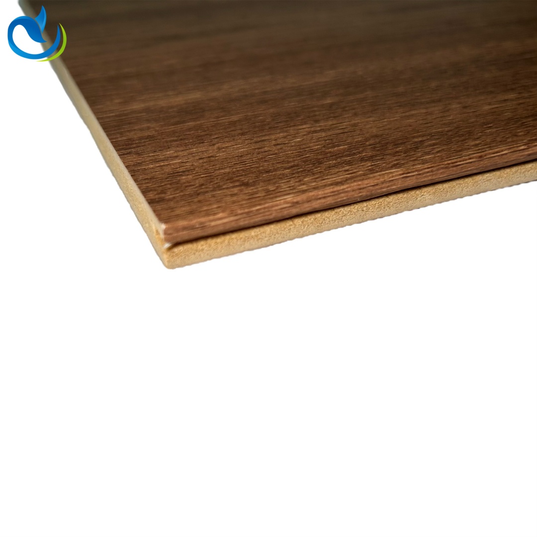 Tấm tường pha lê carbon bằng gỗ